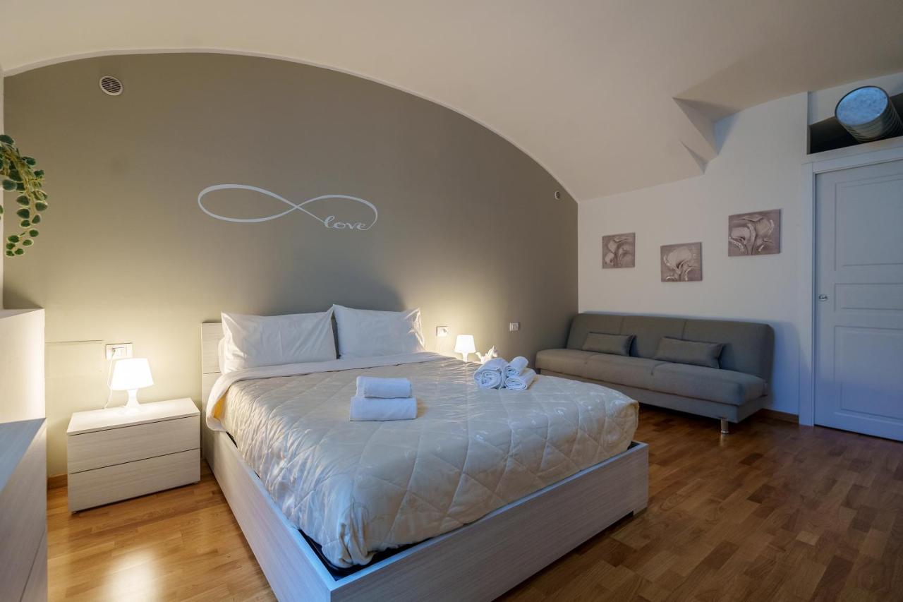 Centro Storico Duomo A 5 Minuti Love Suite Wifi Netflix 米兰 外观 照片